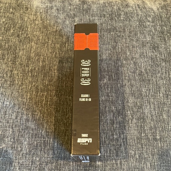 ESPN Films “30 for 30” Season 1 complete DVD Boxed set; all 30 films on 12 DVDs - Picture 3 of 10